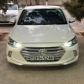 Hyundai Elantra 2018