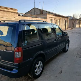 Opel Sintra 1997