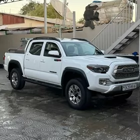 Toyota Tacoma 2021
