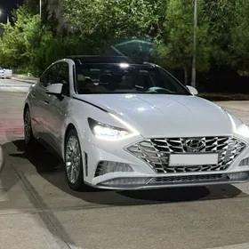 Hyundai Sonata 2021