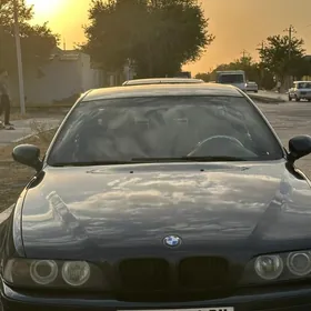 BMW E39 2002