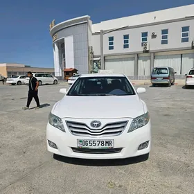 Toyota Camry 2011