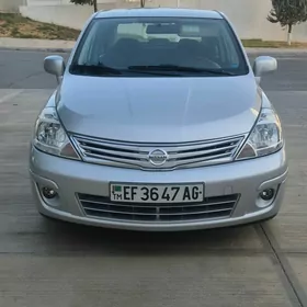 Nissan Versa 2010