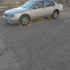 Nissan Cefiro 1996