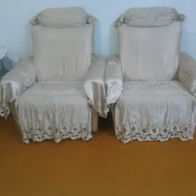 кресло