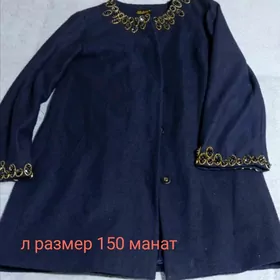 куртки ,теплые вещи