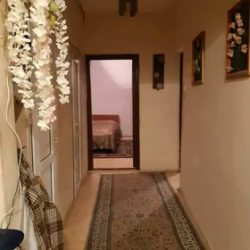 Мир 6, 3ком, 9/1 эт