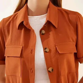 блузки, рубашки.