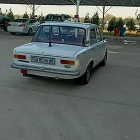 Lada 2104 1986
