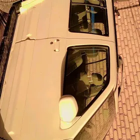 Infiniti QX4 1999