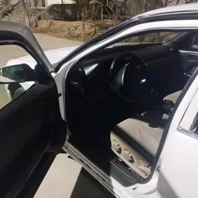 Nissan Cefiro 1998