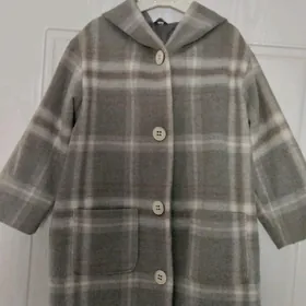 Пальто на девочку