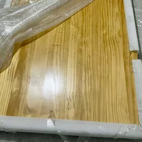 Стол из дерева Ясень