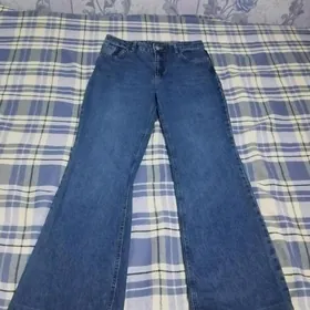 Джинсы женские