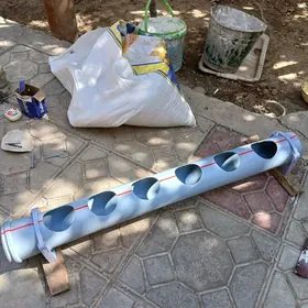 Novo im berilÿān. кормушка