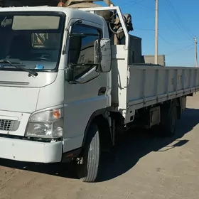 Mitsubishi Canter 2010