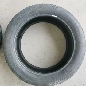 235 55 20 Bridgestone