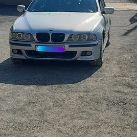 BMW E39 1998