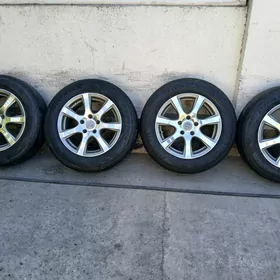 Тойота Аврион диска балон