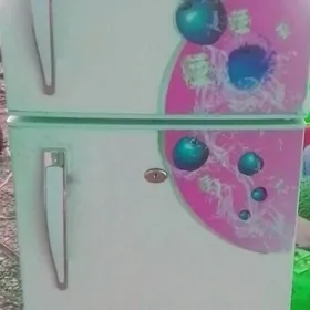 Holodilnik.,,Supermax".