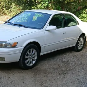 Toyota Camry 1998