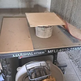 Marshal tenis stol