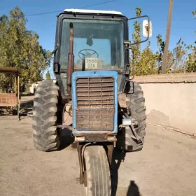 MTZ 80 2000
