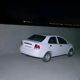 Daewoo Kalos 2002