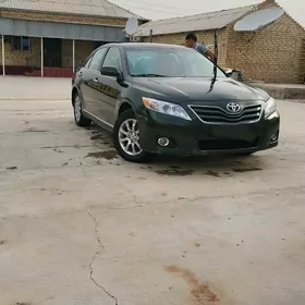 Toyota Camry 2010