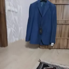 kastüm julwar