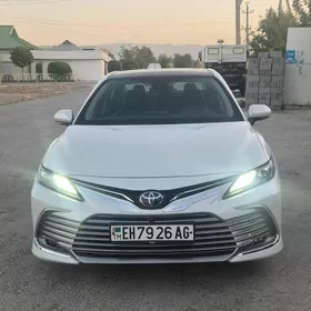 Toyota Camry 2022