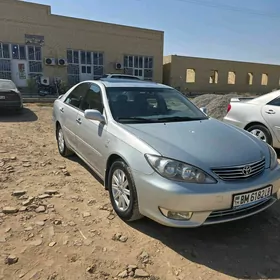 Toyota Camry 2004