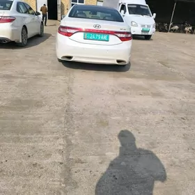 Hyundai Grandeur 2014