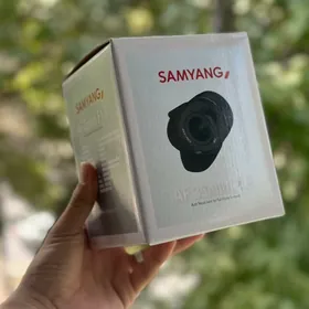 Sony Samyang 35 mm 1.8