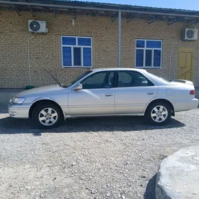 Toyota Camry 2000