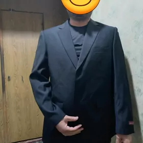 костюм ,ветровка, пиджак пальт