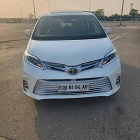 Toyota Sienna 2020