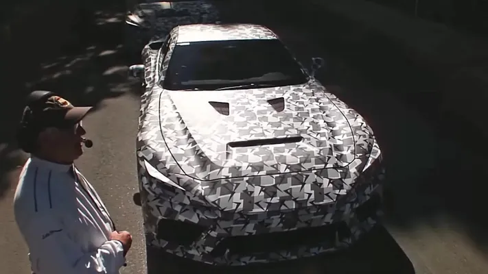Toyota показала тизер секретного суперкара