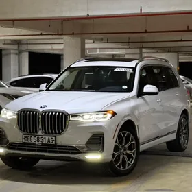 BMW X7 2022
