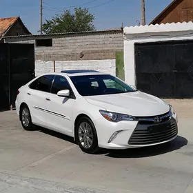 Toyota Camry 2016