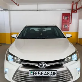 Toyota Camry 2017