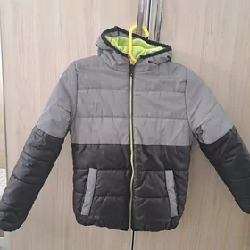 зимняя куртка 9-10 лет