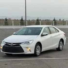 Toyota Camry 2017