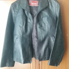 Куртка женская кожаная