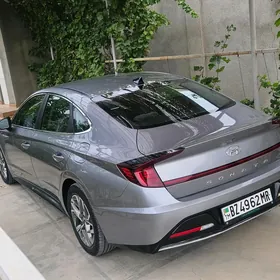 Hyundai Sonata 2021