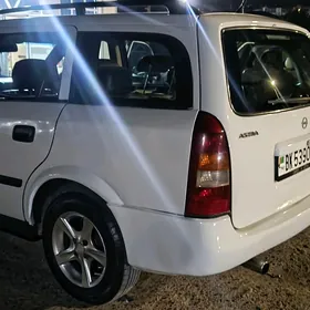 Opel Astra 2000
