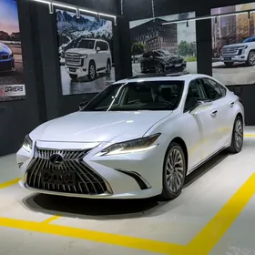 Lexus ES 350 2019