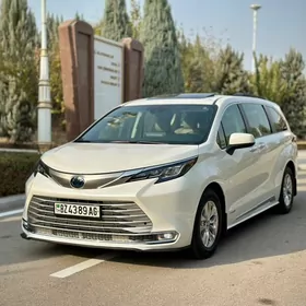 Toyota Sienna 2021