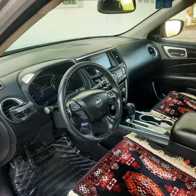 Nissan Pathfinder 2020