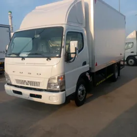 Mitsubishi Canter 2025